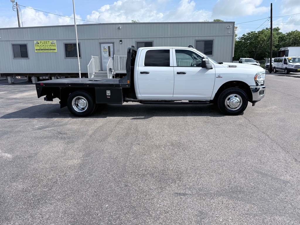 2024 RAM 3500 Image 4