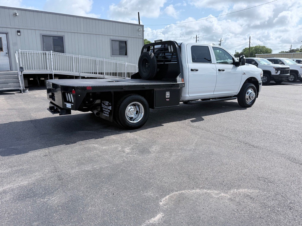 2024 RAM 3500 Image 5