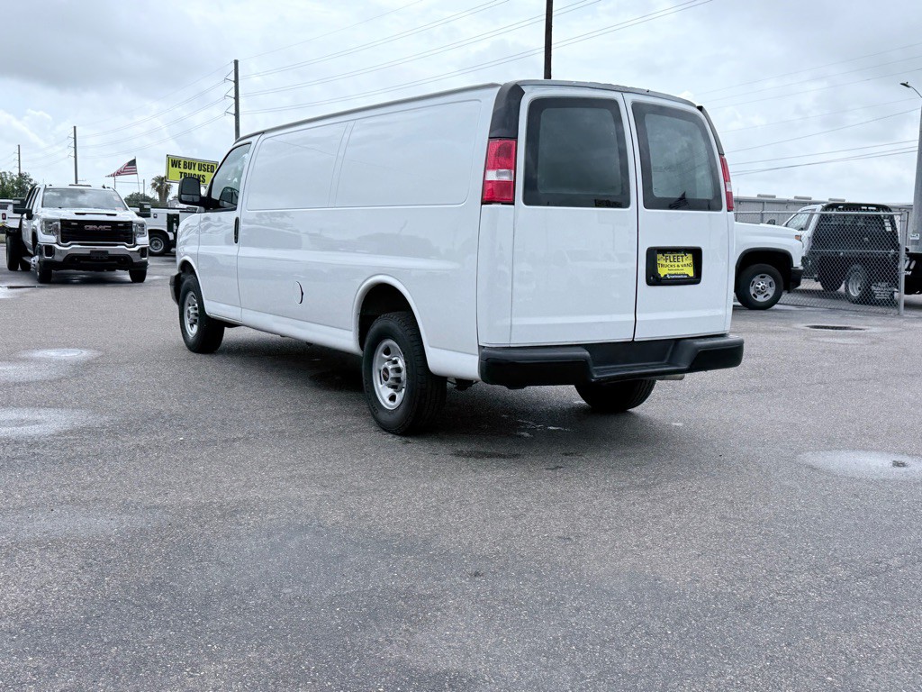 2022 GMC Savana Image 7
