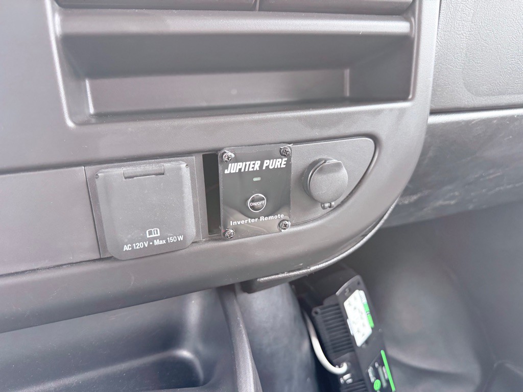 2022 GMC Savana Image 14