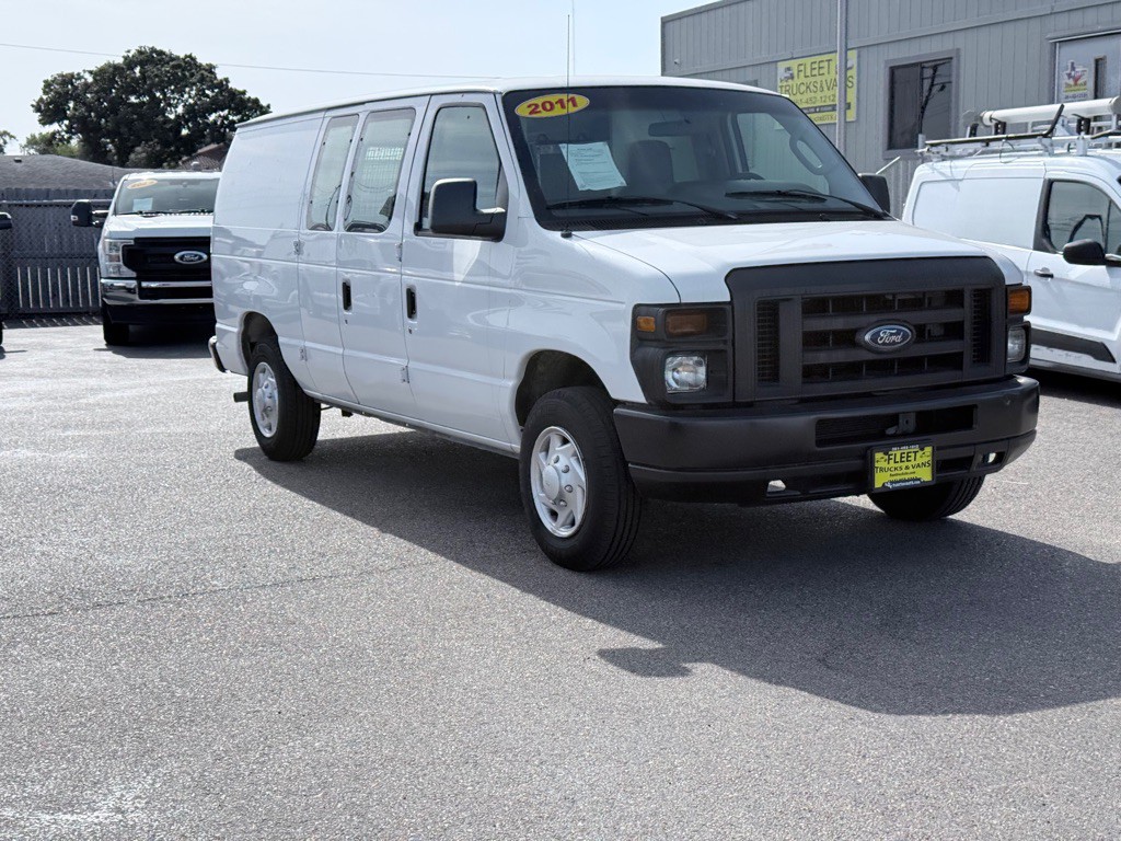 2011 Ford Econoline Image 3