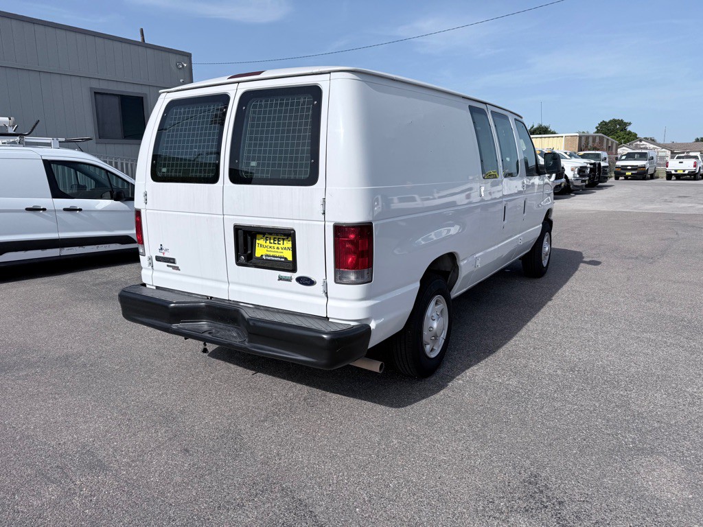 2011 Ford Econoline Image 5
