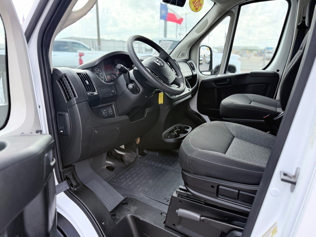 2021 RAM Promaster Image 9