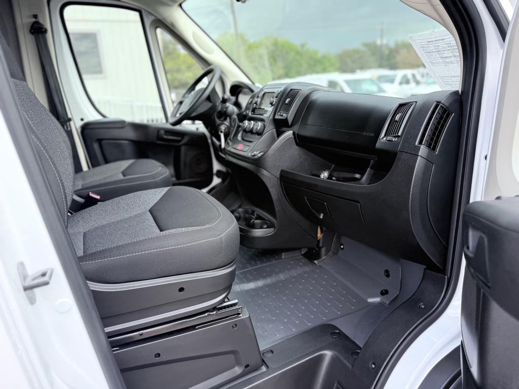 2021 RAM Promaster Image 17