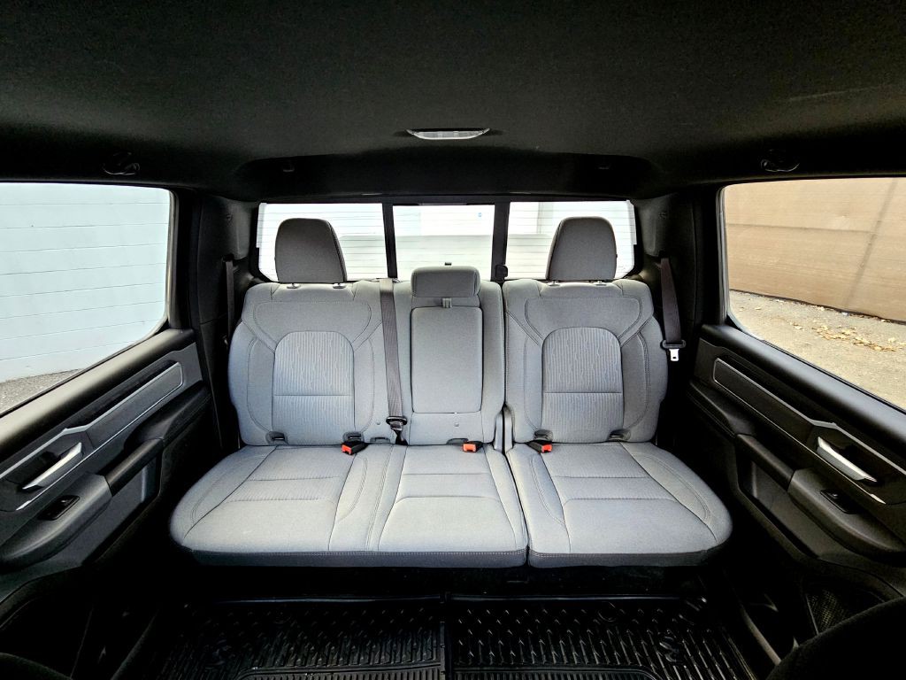 2022 RAM 1500 Image 6