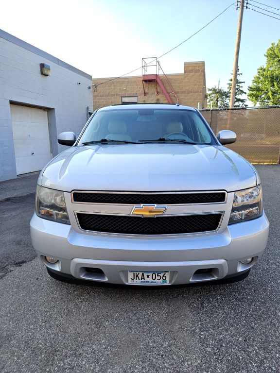 2011 Chevrolet Tahoe Image 5