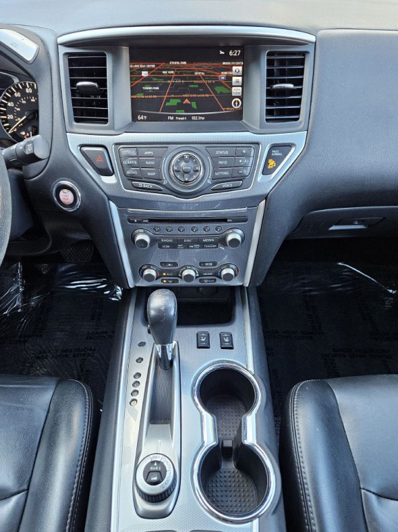 2017 Nissan Pathfinder Image 14