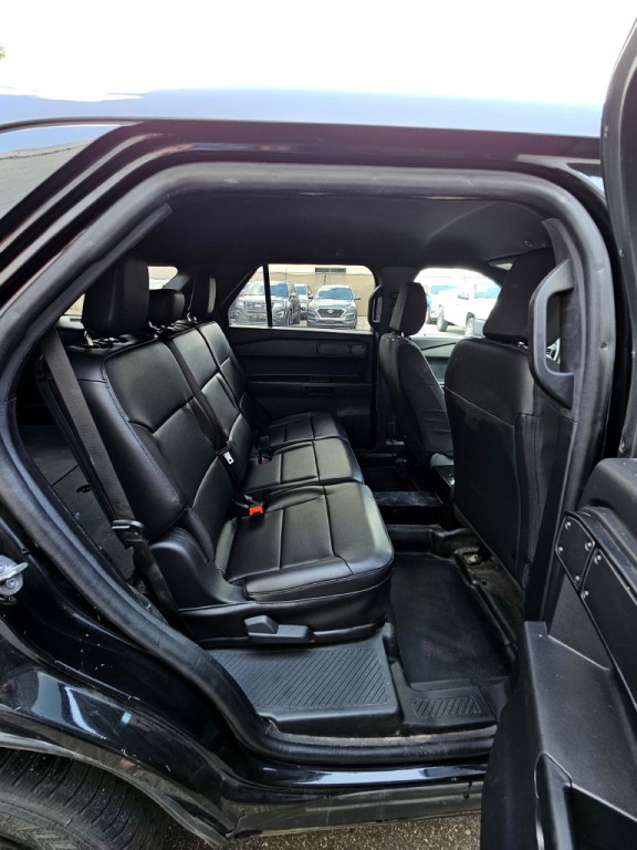 2021 Ford Explorer Image 11