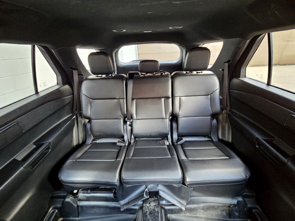 2021 Ford Explorer Image 12