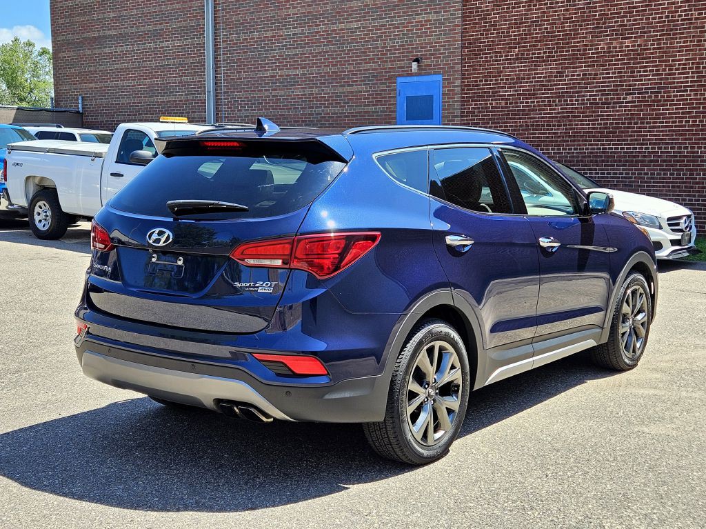2018 Hyundai Santa Fe Sport Image 2