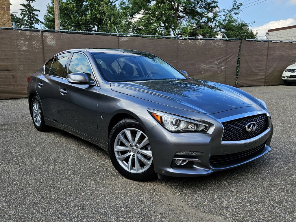 2015 INFINITI Q50 Image 1
