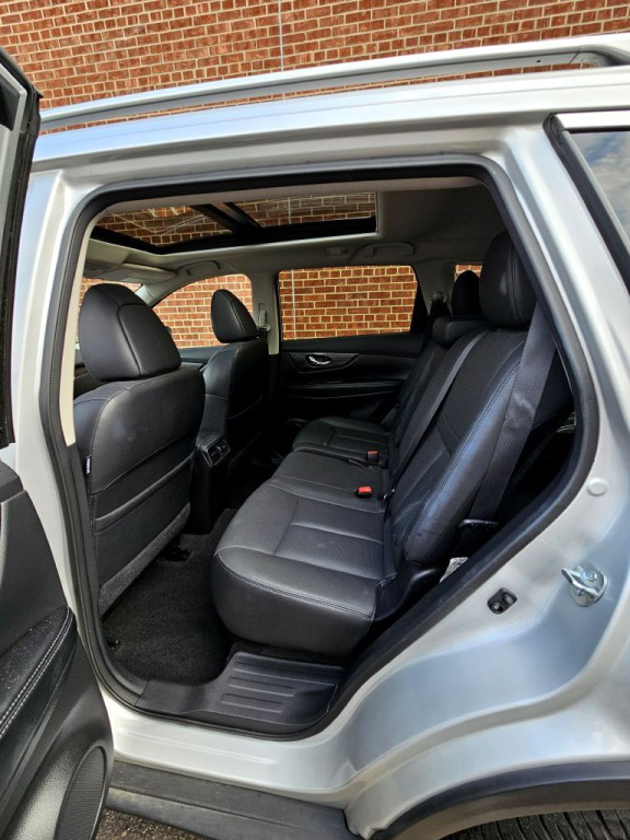 2014 Nissan Rogue Image 9