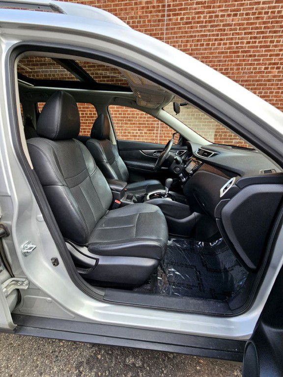 2014 Nissan Rogue Image 10