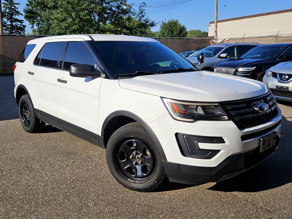 2017 Ford Explorer Image 1