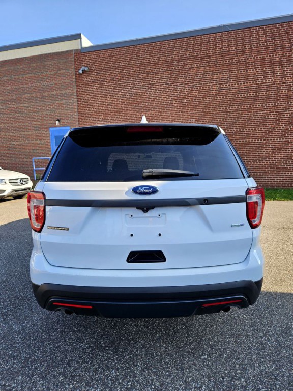 2017 Ford Explorer Image 6
