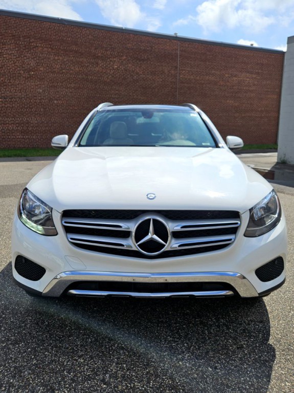 2017 Mercedes-Benz GLC-Class Image 5