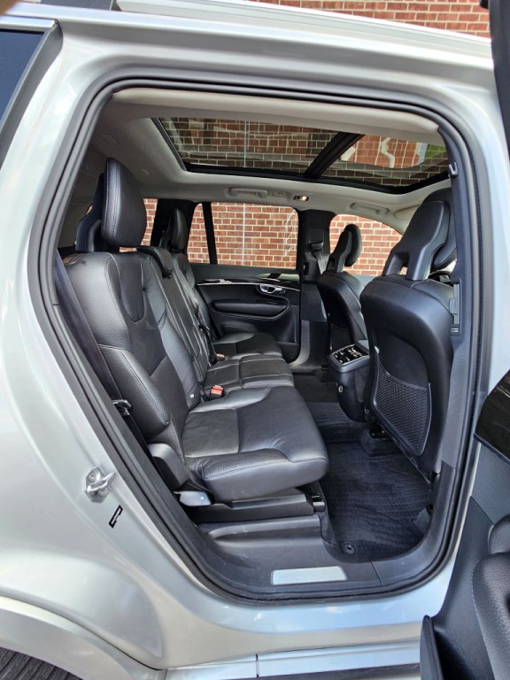 2017 Volvo XC90 Image 11