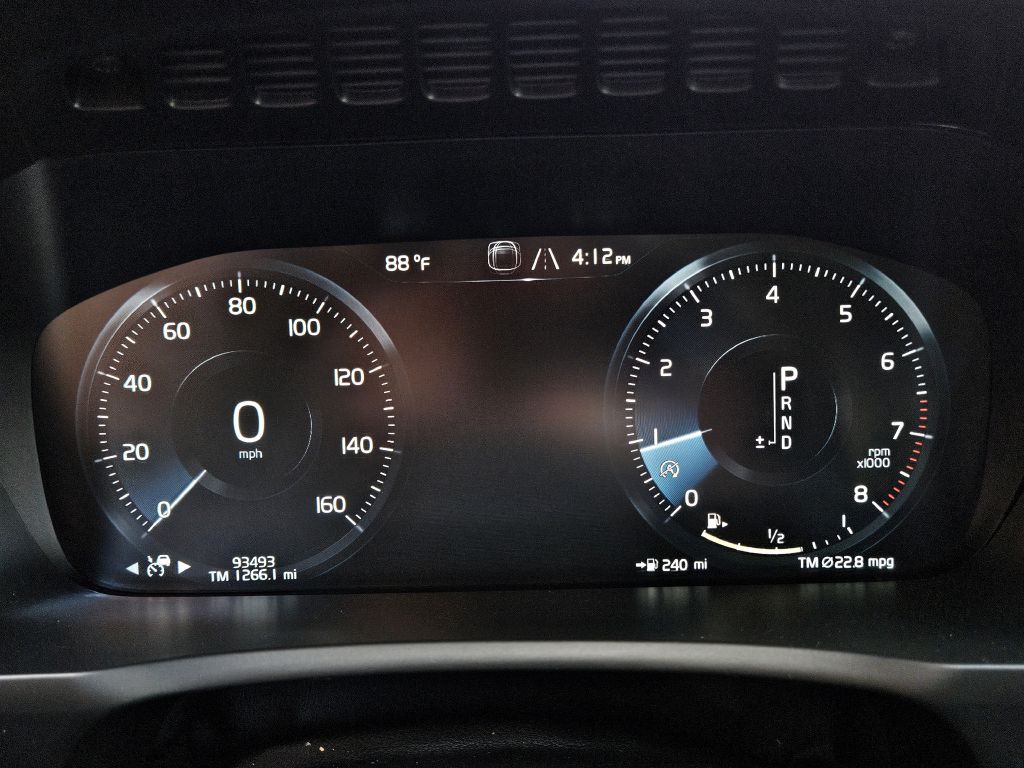 2017 Volvo XC90 Image 15