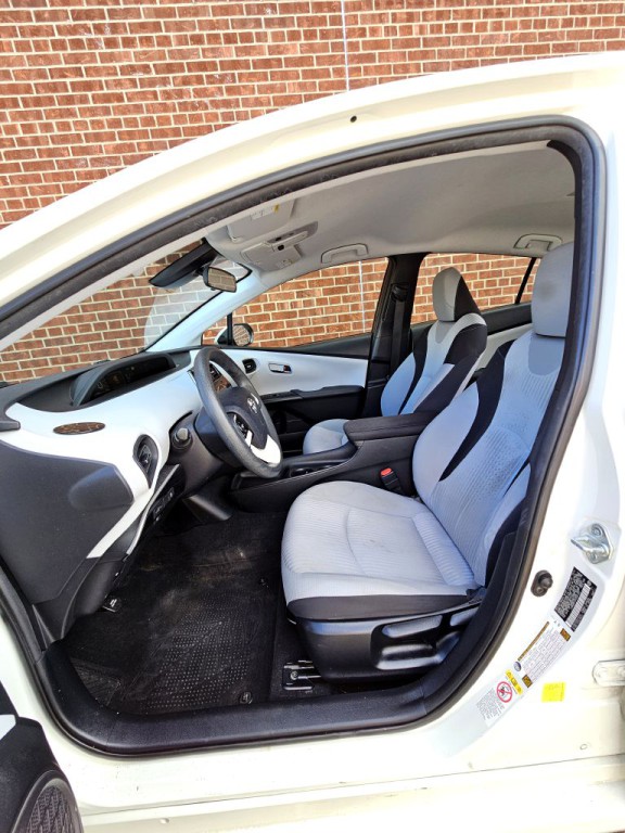 2017 Toyota Prius Image 8