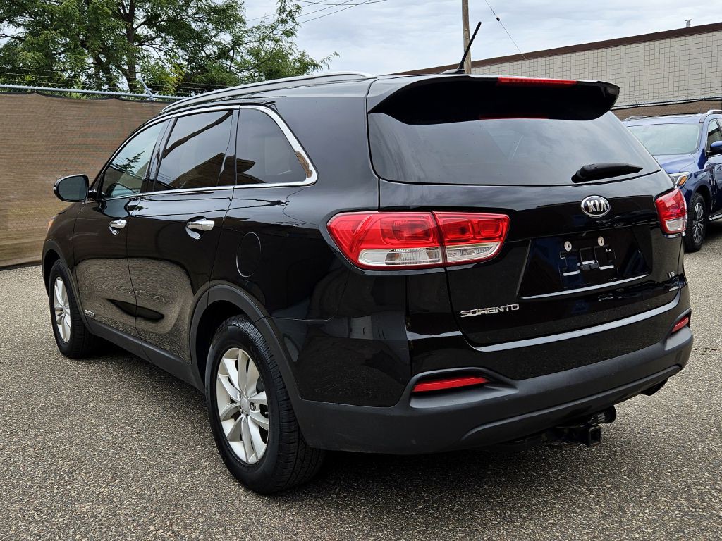 2016 Kia Sorento Image 4
