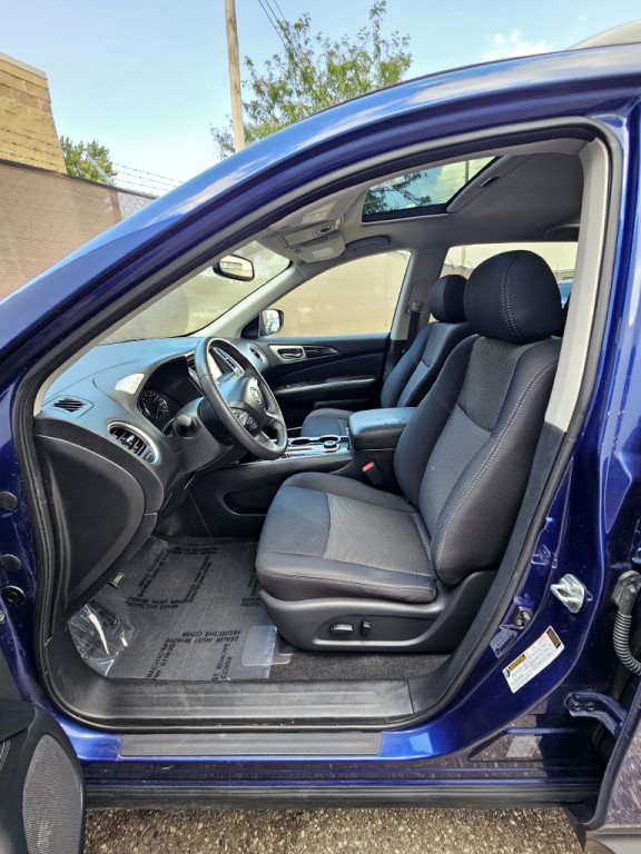 2018 Nissan Pathfinder Image 8