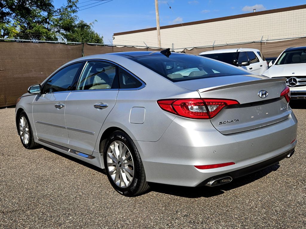 2015 Hyundai Sonata Image 4