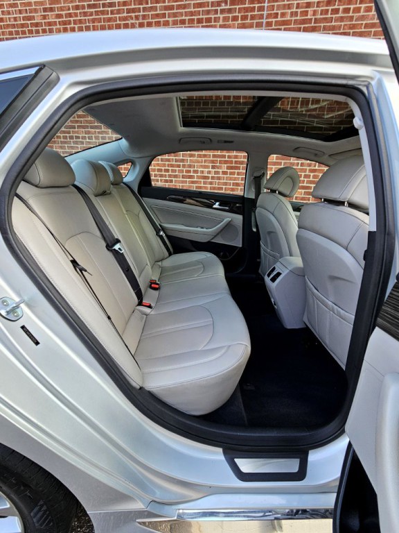 2015 Hyundai Sonata Image 11