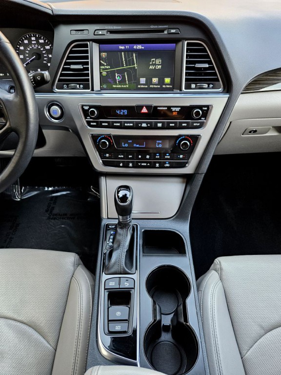 2015 Hyundai Sonata Image 14