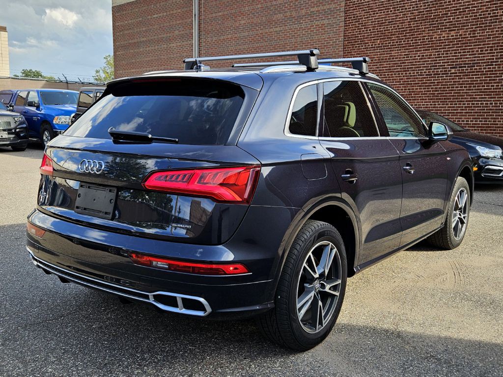 2020 Audi Q5 Image 2