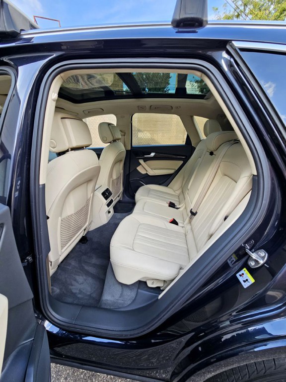 2020 Audi Q5 Image 9