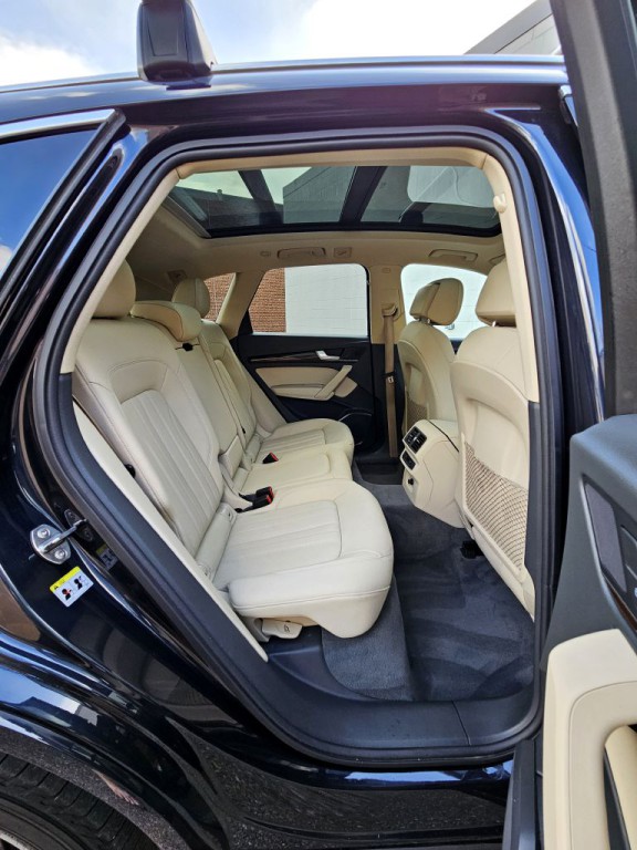2020 Audi Q5 Image 11