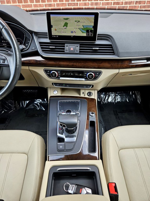 2020 Audi Q5 Image 14