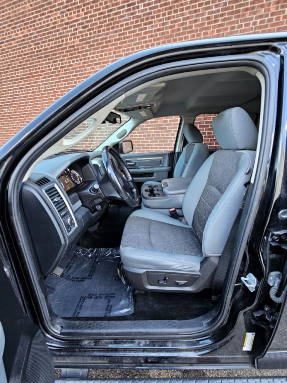 2015 RAM 1500 Image 8