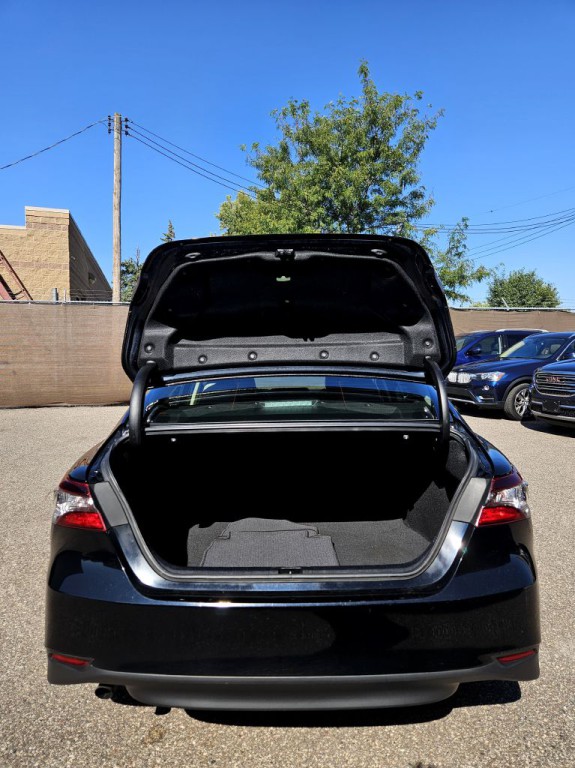 2021 Toyota Camry Image 7