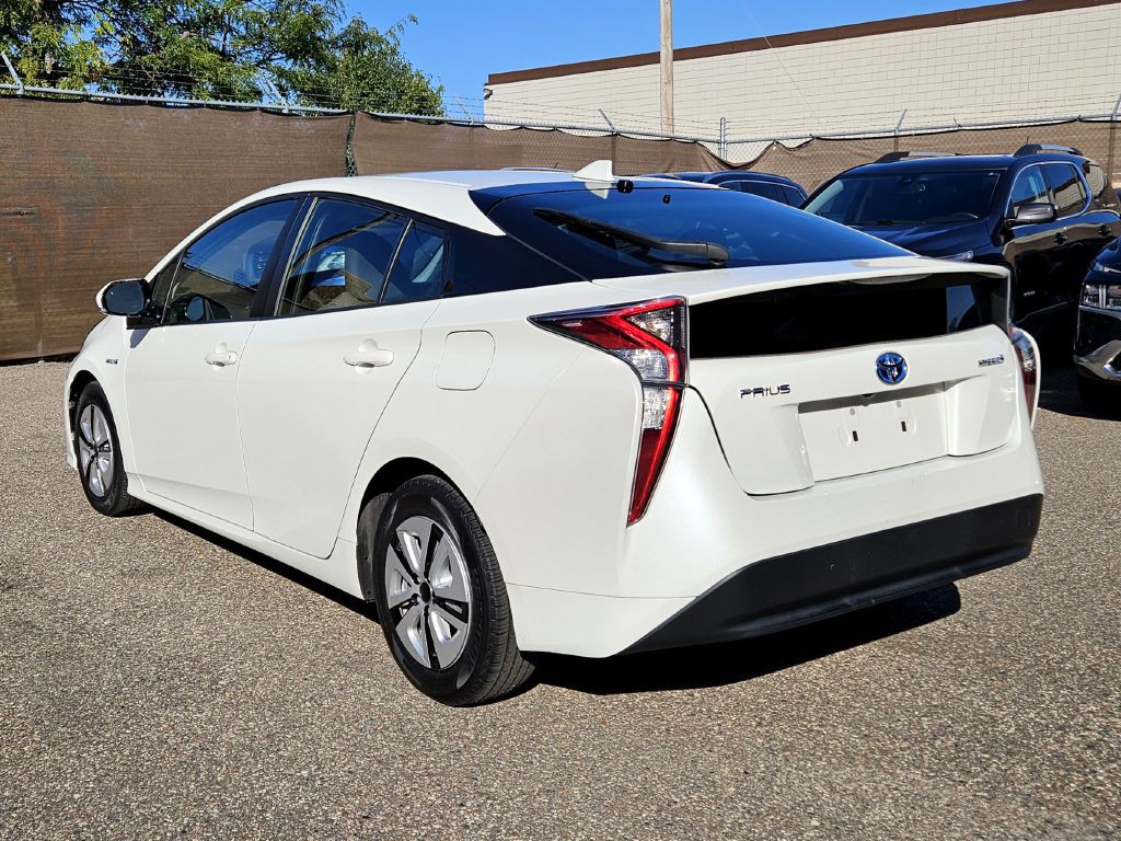 2017 Toyota Prius Image 4