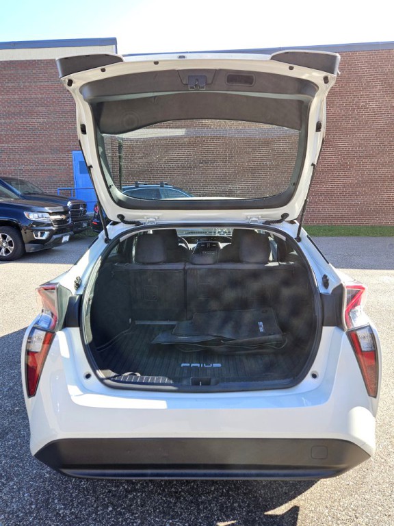 2017 Toyota Prius Image 7