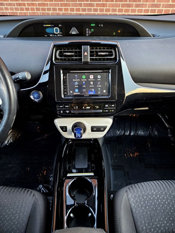 2017 Toyota Prius Image 14