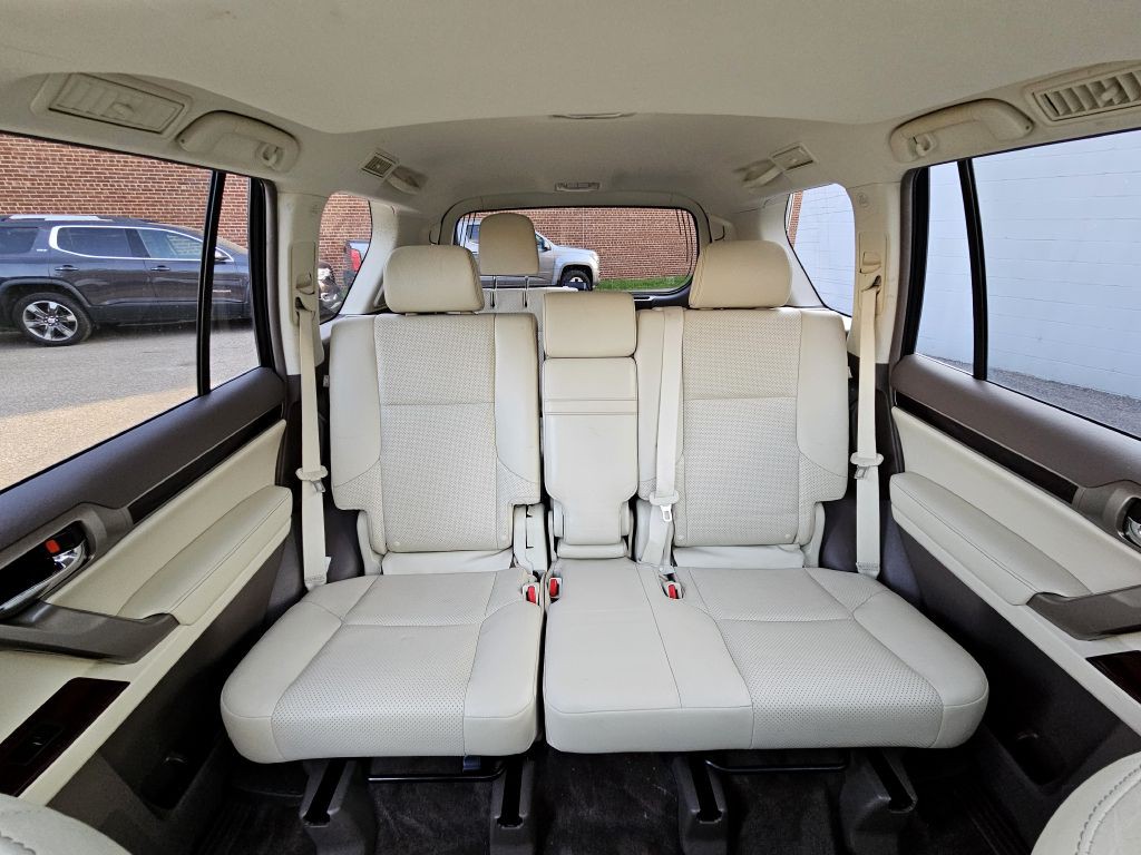 2015 Lexus GX Image 12