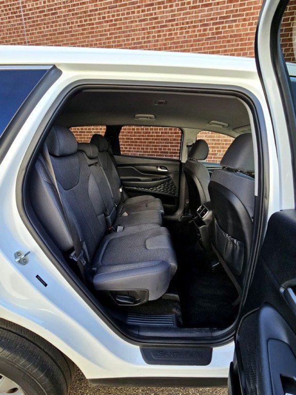 2019 Hyundai Santa Fe Image 11