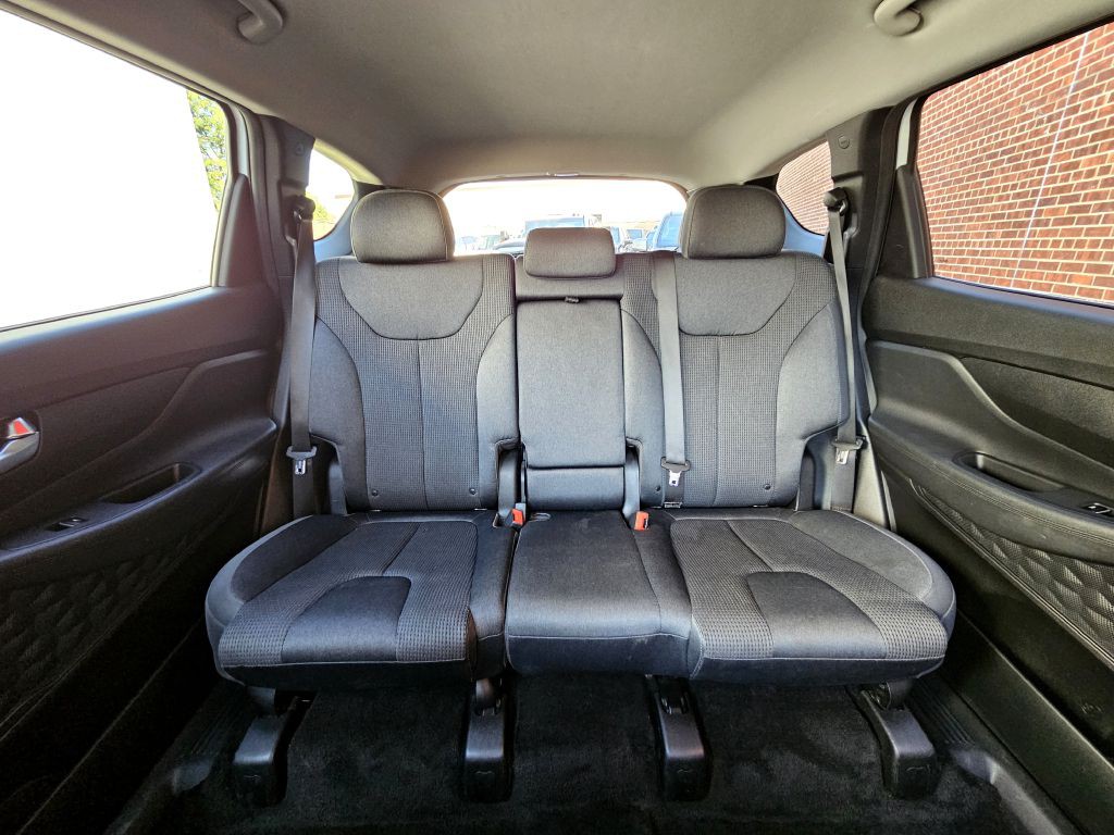 2019 Hyundai Santa Fe Image 12