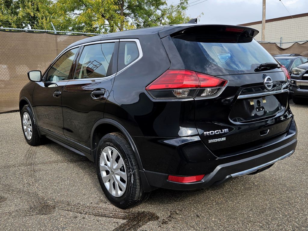 2017 Nissan Rogue Image 4