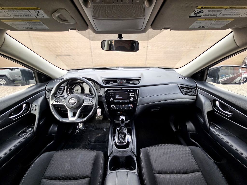 2017 Nissan Rogue Image 13