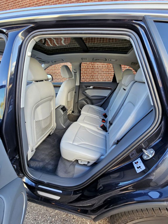 2015 Audi Q5 Image 9