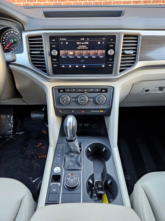 2018 Volkswagen Atlas Image 14