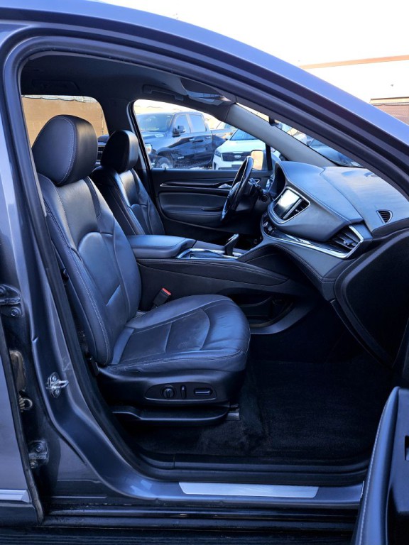 2019 Buick Enclave Image 11