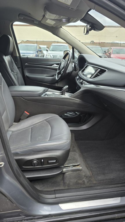 2019 Buick Enclave Image 11