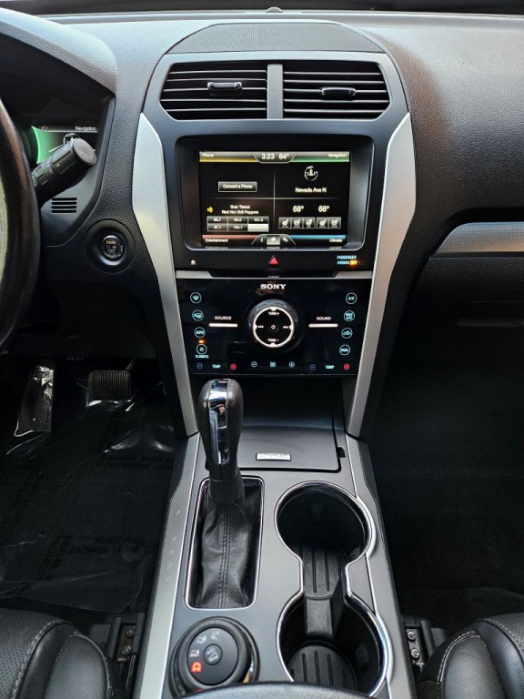 2015 Ford Explorer Image 14