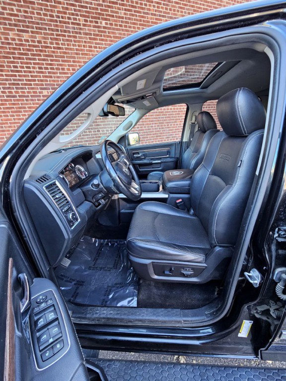 2016 RAM 1500 Image 8