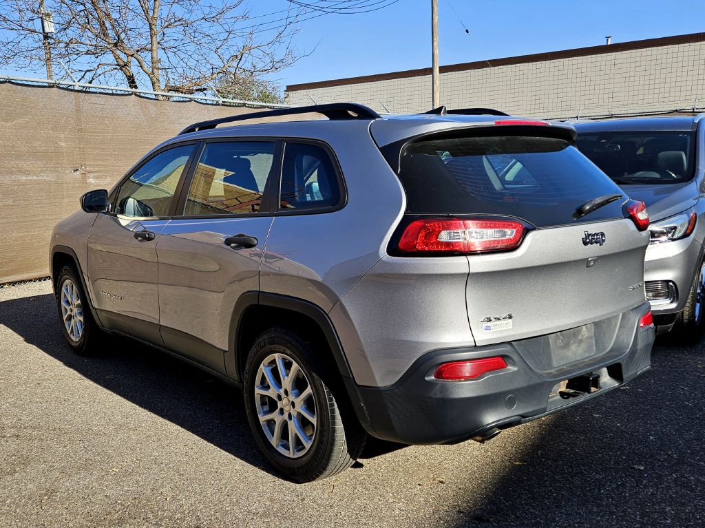 2016 Jeep Cherokee Image 4