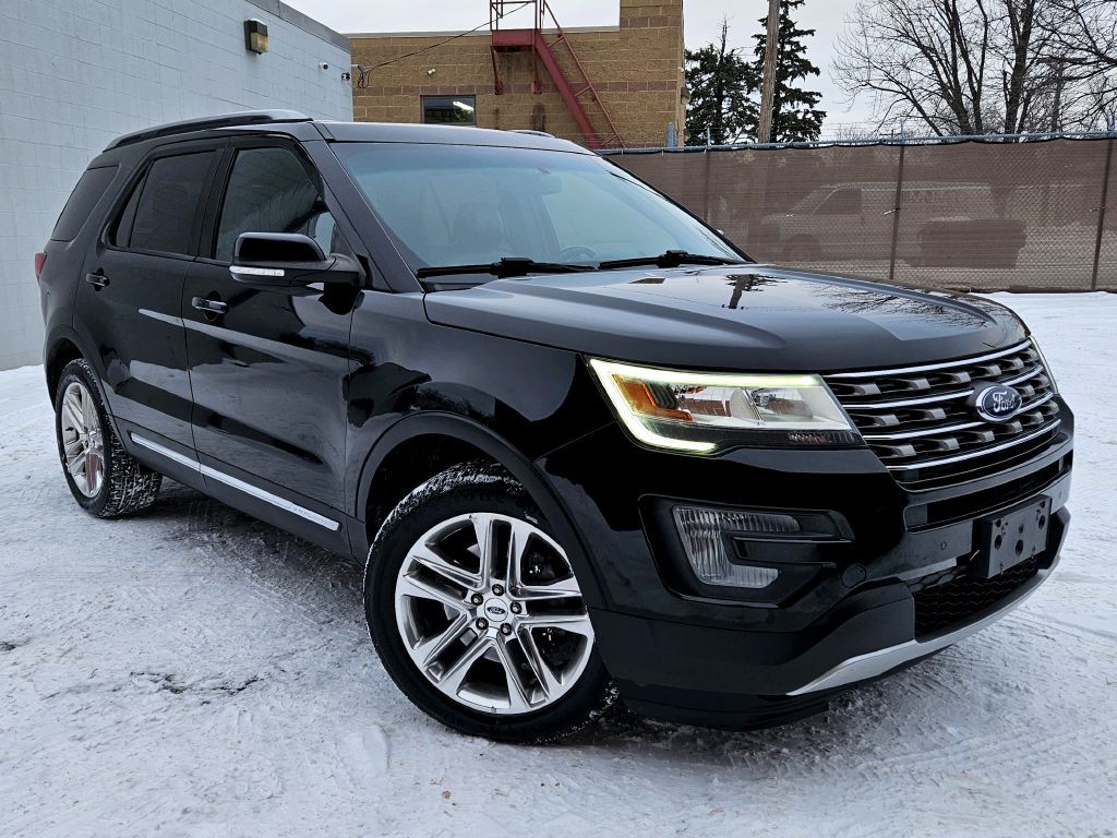 2016 Ford Explorer Image 1